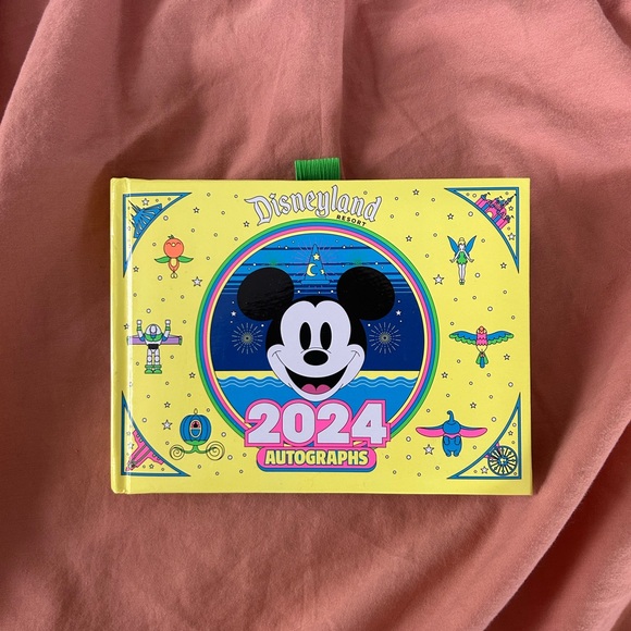 Disney Other - Disneyland 2024 Autograph Book - Unused